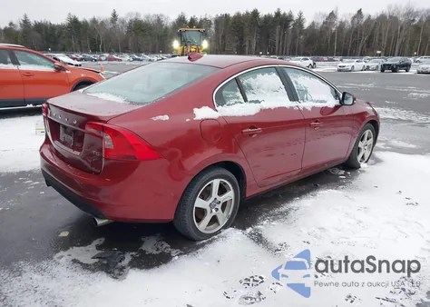 2012 Volvo S60 T5 из США, поврежденный, VIN YV1622FS4C2090197